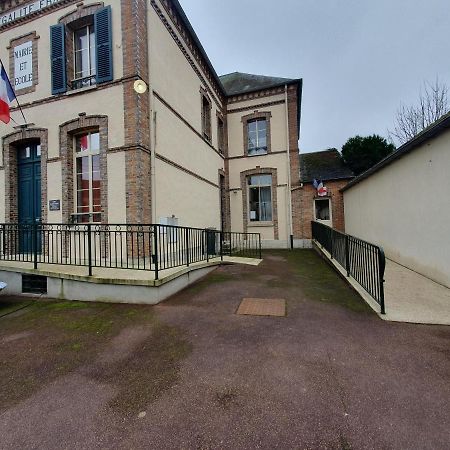 Appartement Au Coeur Du Village D'Aufferville Esterno foto
